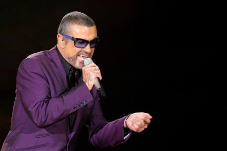 Lượng tải các ca khúc của George Michael tăng đột biến