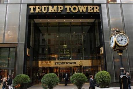 Tháp Trump sơ tán khẩn cấp do gói đồ khả nghi