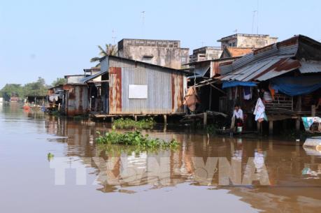 Lập dự án giải tỏa trên 450 nhà lấn chiếm sông Vàm Cỏ Đông