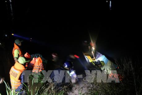 Tin mới nhất về vụ lật thuyền trên hồ thủy điện ở Đắk Nông