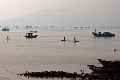 Tạo “bứt phá” cho kinh tế biển miền Trung