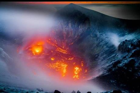 Núi lửa Colima tại Mexico hoạt động mạnh trở lại