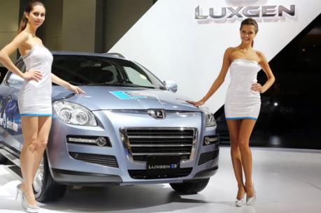 Thị trường ô tô Nga sụt giảm trong năm 2016