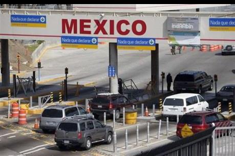 Mexico cảnh báo kiện Mỹ áp thuế vượt trần đối với xe hơi