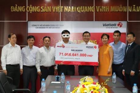 Vé số Vietlott bán trái phép ở Ninh Thuận