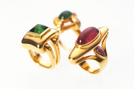 Giá vàng chiều 12/1 tiếp tục tăng