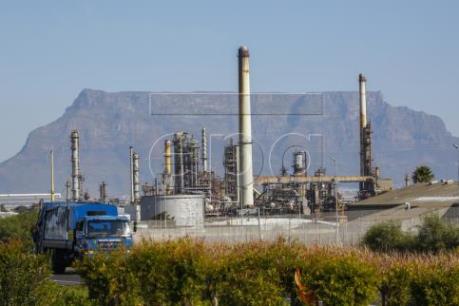 Giá dầu châu Á tăng nhẹ trong phiên cuối tuần