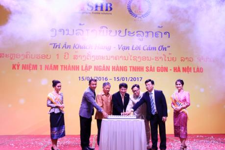 SHBank vững bước trên con đường kinh doanh tại CHDCND Lào