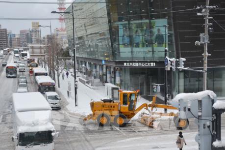 Bão tuyết gây ảnh hưởng giao thông tại Nga và Nhật Bản