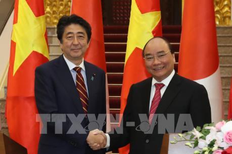 Thủ tướng Nguyễn Xuân Phúc hội đàm với Thủ tướng Nhật Bản Shinzo Abe