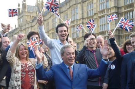 IMF lạc quan hơn vào triển vọng tăng trưởng của kinh tế Anh năm 2017