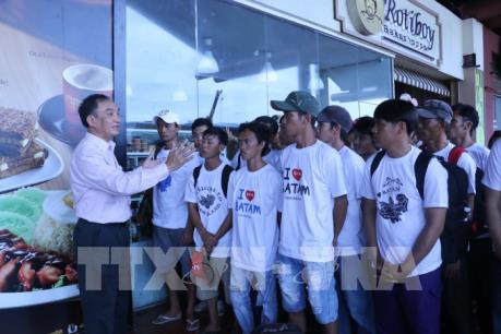 Indonesia trao trả 165 ngư dân Việt Nam trước Tết Nguyên đán 2017