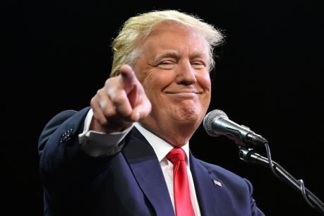 Ông Trump viết lời tuyên thệ nhậm chức ở đâu?