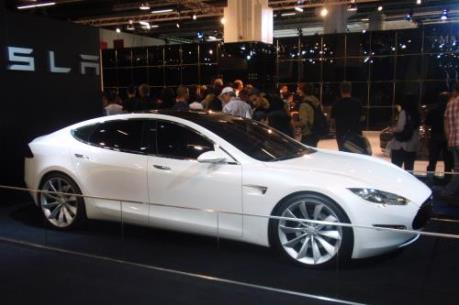Mỹ chấm dứt điều tra vụ tai nạn liên quan hệ thống lái tự động của hãng Tesla