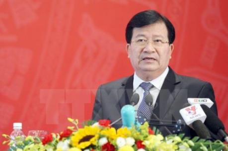 Phó Thủ tướng Trịnh Đình Dũng chủ trì cuộc họp giải quyết ùn tắc tại sân bay Tân Sơn Nhất