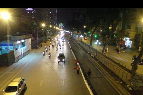 Xử phạt lái xe biển xanh đi vào làn đường buýt nhanh BRT