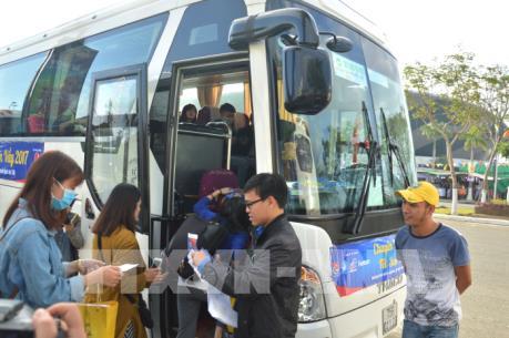 Những chuyến xe mang niềm vui đoàn viên