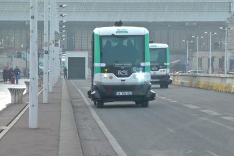 Pháp thử nghiệm xe buýt không người lái