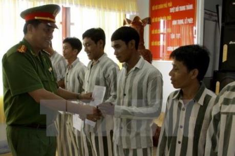 Tây Ninh: Giảm án phạt tù cho hơn 600 phạm nhân