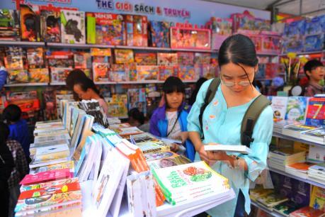 Thông báo về việc đưa cổ phiếu CTC vào diện bị cảnh báo