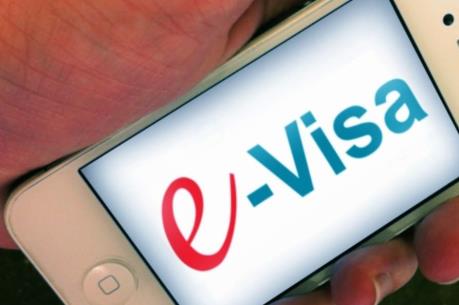 Du khách nước nào được thí điểm cấp thị thực điện tử?