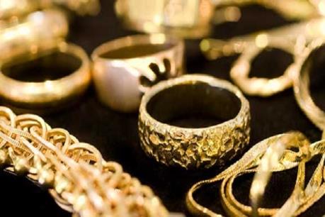 Giá vàng hôm nay 2/2 tăng rất mạnh, vượt mốc 37 triệu đồng/lượng