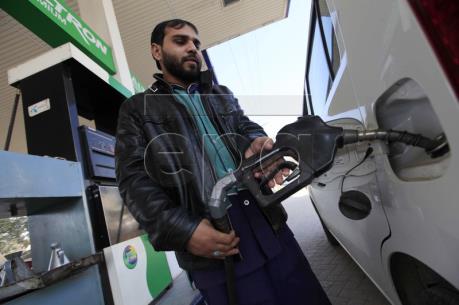 Tâm lý lo ngại dư cung quay trở lại thị trường dầu mỏ