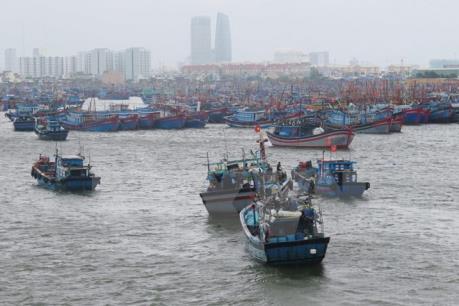 Dự báo thời tiết đêm 3 ngày 4/2: Khu vực Nam Biển Đông có mưa và dông mạnh