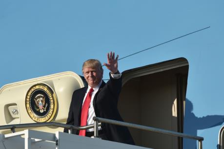 Sắc lệnh mới của tân Tổng thống Mỹ liên quan tới ngân hàng gây ra các phản ứng trái ngược