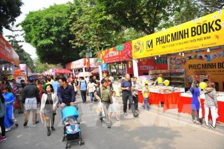 Nhà Xuất bản Kim Đồng có doanh thu cao nhất phố sách Xuân Đinh Dậu 2017