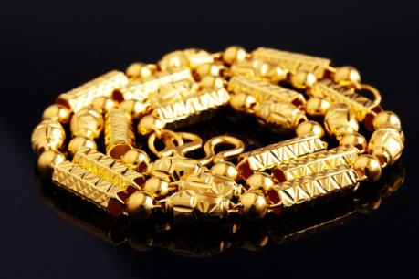 Ngày Vía Thần tài: Sau khi tăng mạnh đầu giờ sáng, giá vàng đột ngột lao dốc  