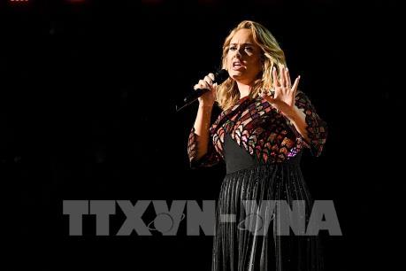 Grammy 2017: "Cú đúp" phút cuối của "Họa mi nước Anh"