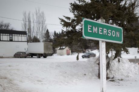 Cảnh sát Canada bắt giữ thêm 21 người nhập cư trái phép từ Mỹ