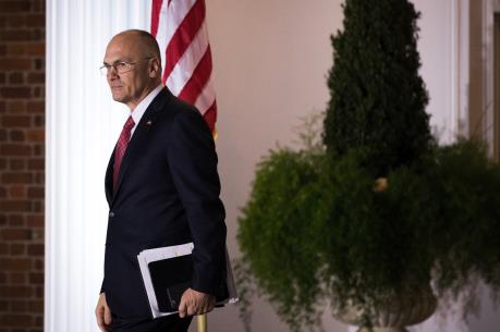 Andrew Puzder - người đầu tiên rút khỏi danh sách đề cử vào nội các của ông Trump