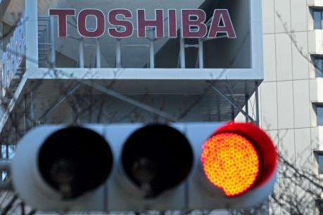 Chứng khoán châu Á đi xuống phiên cuối tuần