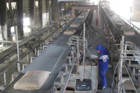 Chi phí đầu vào “làm khó” doanh nghiệp xi măng 