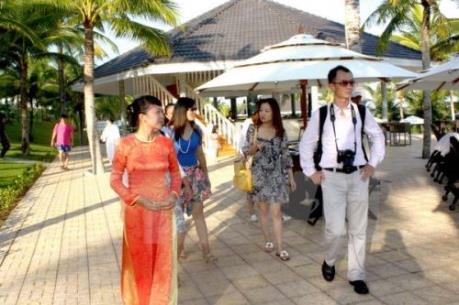 Người dân và du khách nhận thức thế nào về về văn minh du lịch?