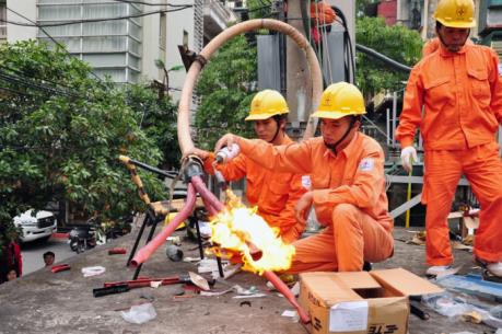 Hà Nội xây dựng nhiều công trình đảm bảo điện mùa hè 2017