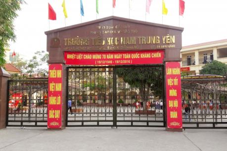 Chính thức cách chức Hiệu trưởng, Hiệu phó trường Tiểu học Nam Trung Yên