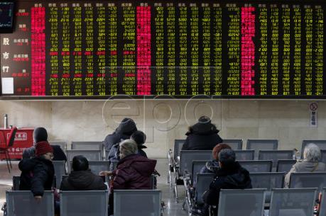 Hầu hết các thị trường chứng khoán châu Á tiếp tục đà lên điểm