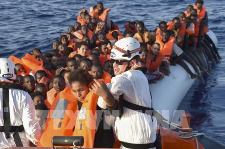 Số người di cư vượt biển tới châu Âu giảm mạnh