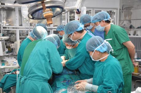 Lần đầu tiên Việt Nam tiến hành ca ghép phổi từ người cho sống