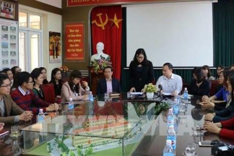 Từ vụ Hiệu trưởng Trường Tiểu học Nam Trung Yên: Cảnh báo vấn về "Dạy làm người"