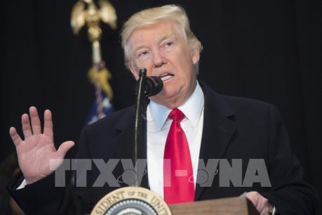 Tổng thống Donald Trump hoãn ban hành sắc lệnh nhập cư mới