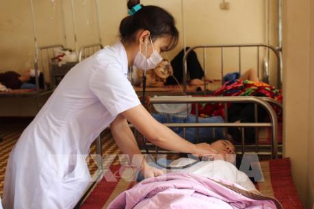 Đắk Lắk: 21 người nhập viện do ngộ độc thực phẩm