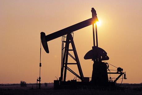 Mỹ tăng sản lượng dầu, nhà đầu tư năng lượng "bất an"