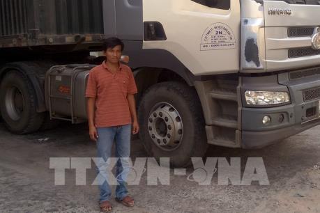 Khen thưởng tài xế nhanh trí cứu hàng chục mạng người trên đèo Lò Xo, Kon Tum