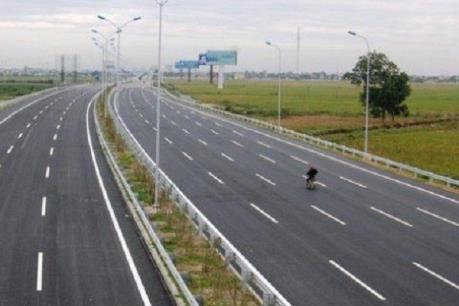 Xử lý nghiêm hành vi đi ngược chiều trên cao tốc Hà Nội - Bắc Giang