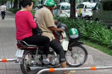 Hành vi nào bị cấm với quản lý vỉa hè, đường đô thị?