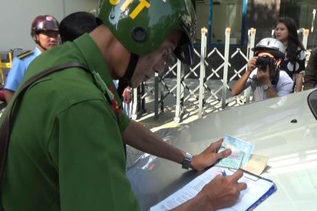 Bộ Công an xử lý nghiêm trường hợp lấn chiếm vỉa hè, lòng đường